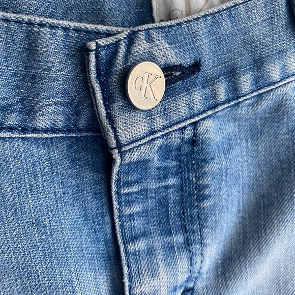 Calvin Klein Denim Skirt Blue Size 7 Raw Hem Pencil Jean Mini Women’s Y2K 00s - Picture 2 of 8